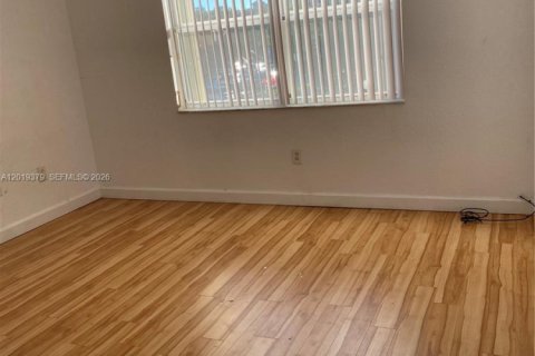 Снять в аренду кондоминиум в Хомстед, Флорида 3 спальни, 98.66м2, № 2145725 - фото 6