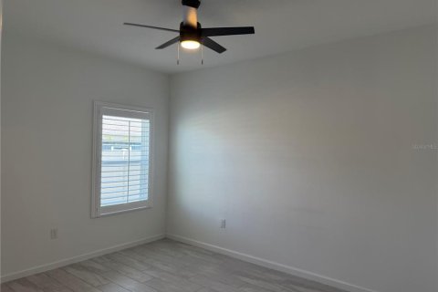 Casa en venta en Haines City, Florida, 4 dormitorios, 148.64 m2 № 2291712 - foto 12