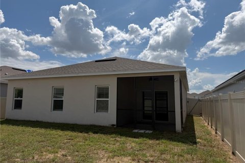 Casa en venta en Haines City, Florida, 4 dormitorios, 148.64 m2 № 2291712 - foto 2