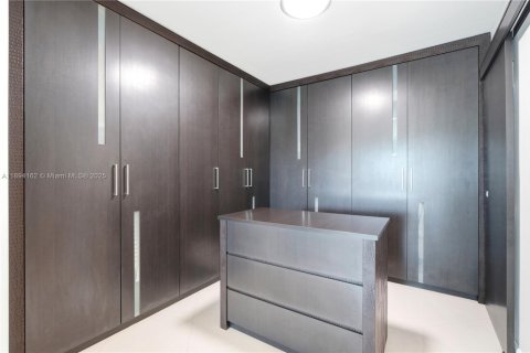 Villa ou maison à vendre à North Miami, Floride: 4 chambres, 209.77 m2 № 1947388 - photo 14