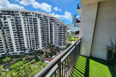 Condominio en venta en Miami, Florida, 1 dormitorio, 55.74 m2 № 1809040 - foto 12