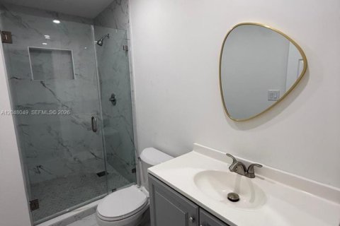 Casa en venta en Fort Lauderdale, Florida, 3 dormitorios, 116.78 m2 № 2190321 - foto 12