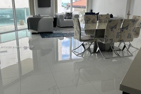 Condo in Sunny Isles Beach, Florida, 3 bedrooms  № 1707906 - photo 9