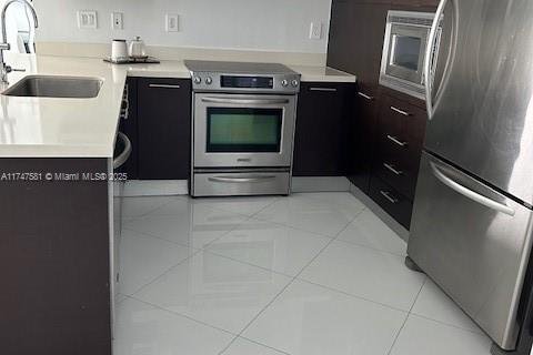 Condo in Sunny Isles Beach, Florida, 3 bedrooms  № 1707906 - photo 7