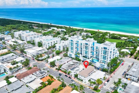 House in Miami Beach, Florida 10 bedrooms, 578.97 sq.m. № 1953195 - photo 15