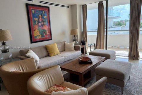Copropriété à vendre à Aventura, Floride: 3 chambres, 148.64 m2 № 2390146 - photo 8