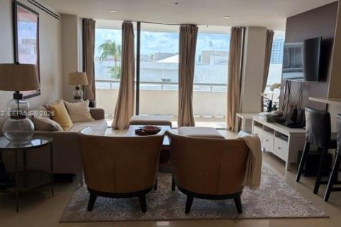Copropriété à vendre à Aventura, Floride: 3 chambres, 148.64 m2 № 2390146 - photo 15