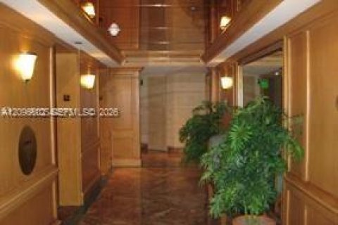 Copropriété à vendre à Aventura, Floride: 3 chambres, 148.64 m2 № 2390146 - photo 20