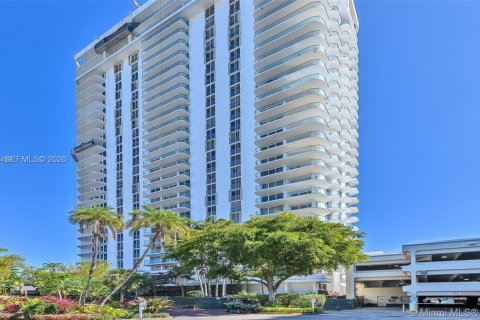 Condo à Aventura, Floride, 3 chambres № 2390146