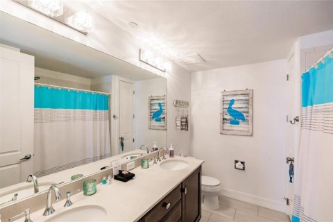 Купить кондоминиум в Сарасота, Флорида 8 комнат, 300.63м2, № 1522596 - фото 15