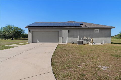 House in Parrish, Florida 3 bedrooms, 214.23 sq.m. № 2220401 - photo 16