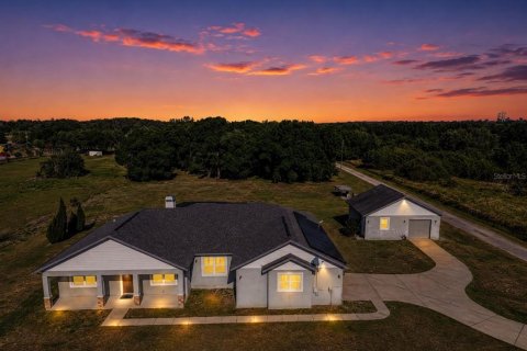 House in Parrish, Florida 3 bedrooms, 214.23 sq.m. № 2220401
