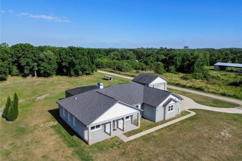 House in Parrish, Florida 3 bedrooms, 214.23 sq.m. № 2220401 - photo 4
