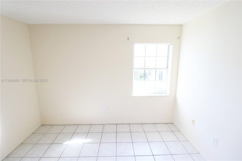 Купить кондоминиум в Майами, Флорида 2 спальни, 98.48м2, № 2037585 - фото 28