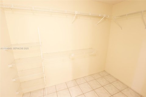 Купить кондоминиум в Майами, Флорида 2 спальни, 98.48м2, № 2037585 - фото 21