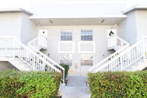 Купить кондоминиум в Майами, Флорида 2 спальни, 98.48м2, № 2037585 - фото 6