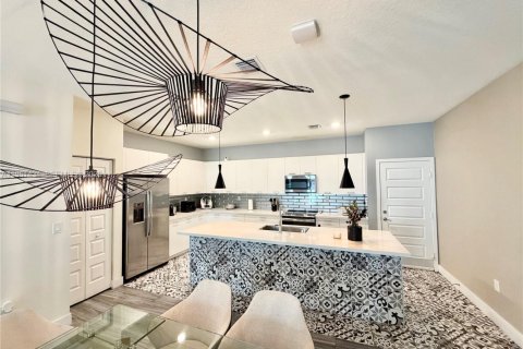 Touwnhouse à louer à Doral, Floride: 3 chambres, 188.22 m2 № 2025991 - photo 10