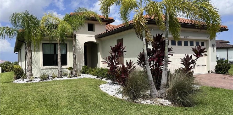 Villa ou maison à Palmetto, Floride 3 chambres, 207.17 m2 № 2133181