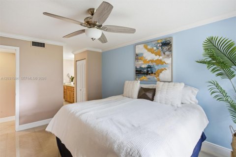 Condominio en venta en Deerfield Beach, Florida, 2 dormitorios, 102.19 m2 № 2084904 - foto 10