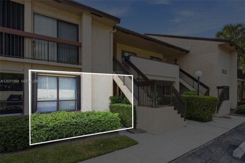 Condominio en venta en Deerfield Beach, Florida, 2 dormitorios, 102.19 m2 № 2084904 - foto 19