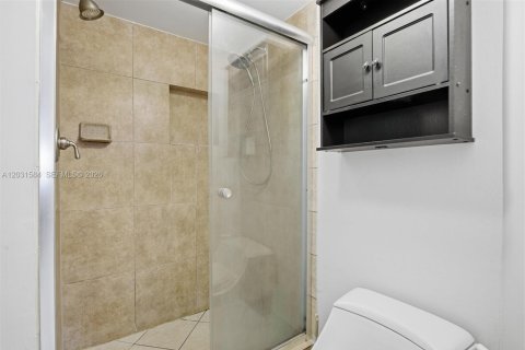 Condominio en venta en Deerfield Beach, Florida, 2 dormitorios, 102.19 m2 № 2084904 - foto 12