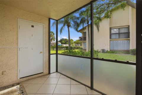 Condominio en venta en Deerfield Beach, Florida, 2 dormitorios, 102.19 m2 № 2084904 - foto 18