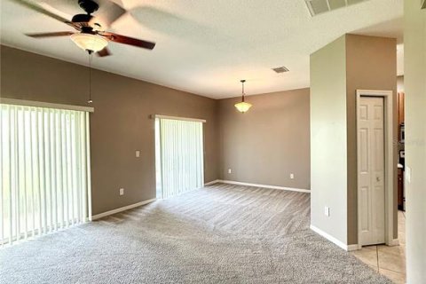 Adosado en alquiler en Tampa, Florida, 3 dormitorios, 140.38 m2 № 1910226 - foto 4