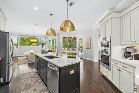 Casa en venta en Bradenton, Florida, 4 dormitorios, 332.4 m2 № 2198913 - foto 8