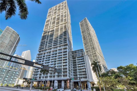 Condo in Miami, Florida, 1 bedroom  № 2081127 - photo 21