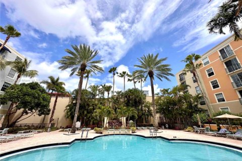 Condo in West Palm Beach, Florida, 2 bedrooms  № 2057451 - photo 18