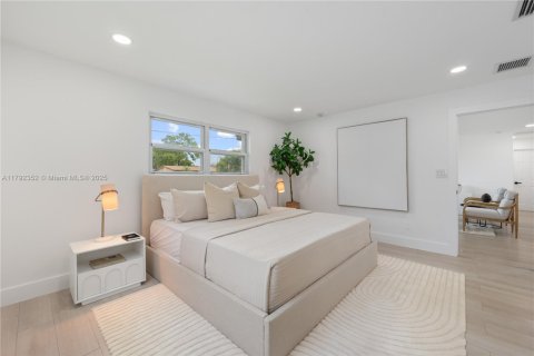 House in Dania Beach, Florida 3 bedrooms, 126.63 sq.m. № 1864258 - photo 14