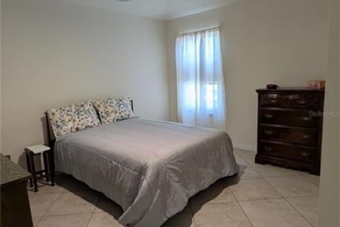 Villa ou maison à louer à The Villages, Floride: 3 chambres, 129.78 m2 № 2157939 - photo 8