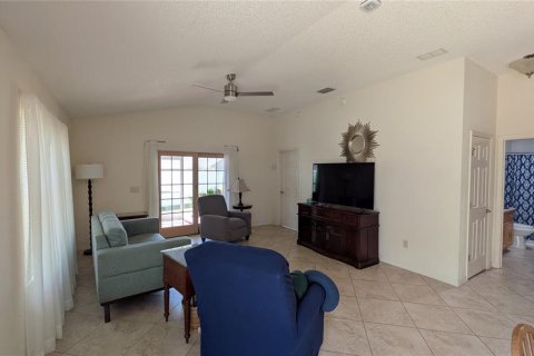 Villa ou maison à louer à The Villages, Floride: 3 chambres, 129.78 m2 № 2157939 - photo 5