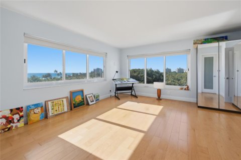 Condo in Fort Lauderdale, Florida, 2 bedrooms  № 2188745 - photo 24