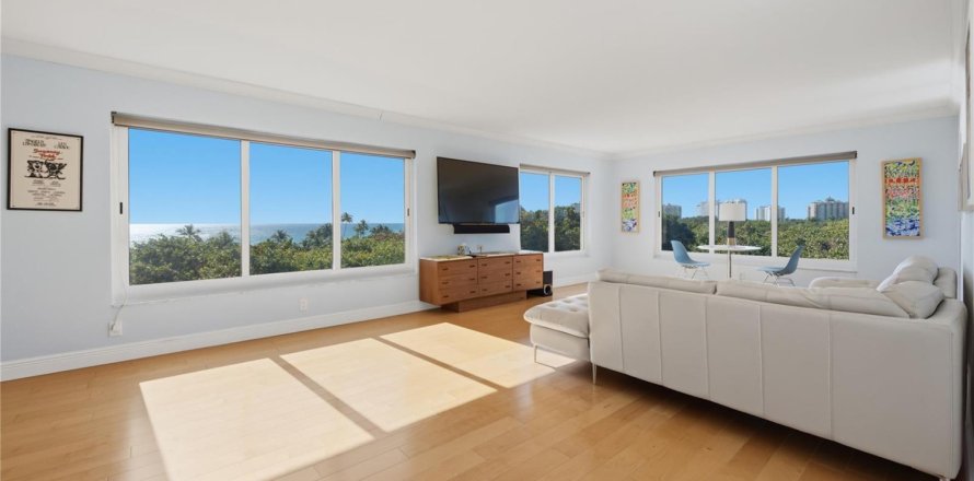 Condo in Fort Lauderdale, Florida, 2 bedrooms  № 2188745