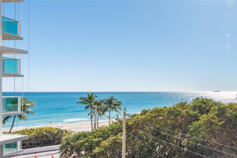 Condo in Fort Lauderdale, Florida, 2 bedrooms  № 2188745 - photo 3