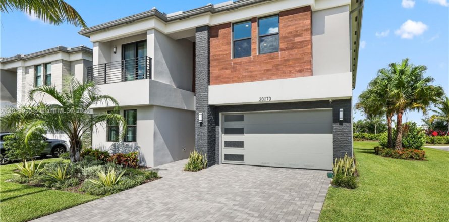 Villa ou maison à Boca Raton, Floride 5 chambres, 427.81 m2 № 1794387