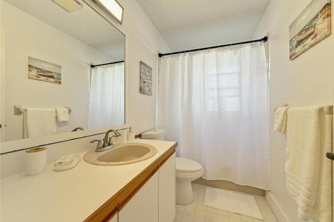 Casa en venta en Spring Hill, Florida, 2 dormitorios, 168.15 m2 № 2148852 - foto 20