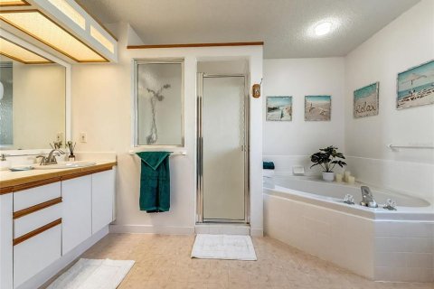 Casa en venta en Spring Hill, Florida, 2 dormitorios, 168.15 m2 № 2148852 - foto 16