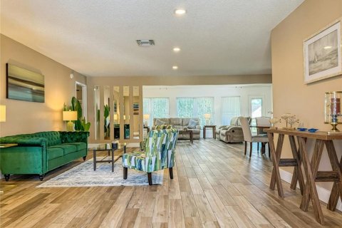 Casa en venta en Spring Hill, Florida, 2 dormitorios, 168.15 m2 № 2148852 - foto 3