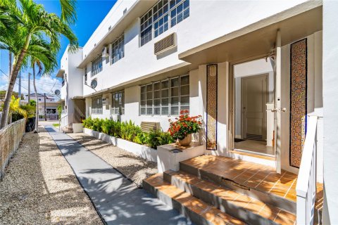 Apartamento en Miami Beach, Florida 1 dormitorio, 69.68 m2 № 2055503