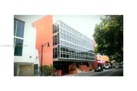 Immobilier commercial à Coral Gables, Floride № 2089352
