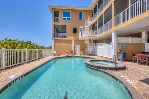 Condominio en venta en Bradenton Beach, Florida, 3 dormitorios, 112.6 m2 № 1719755 - foto 30