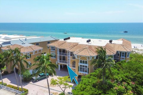 Condominio en venta en Bradenton Beach, Florida, 3 dormitorios, 112.6 m2 № 1719755 - foto 1