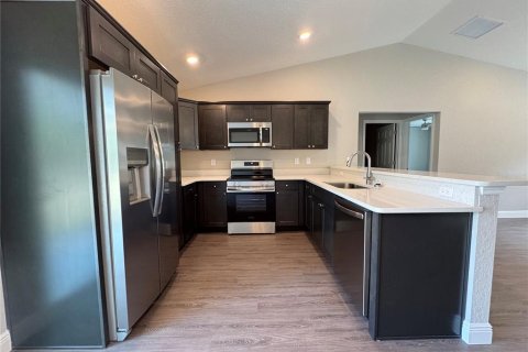 House in Summerfield, Florida 3 bedrooms, 126.16 sq.m. № 1531992 - photo 7