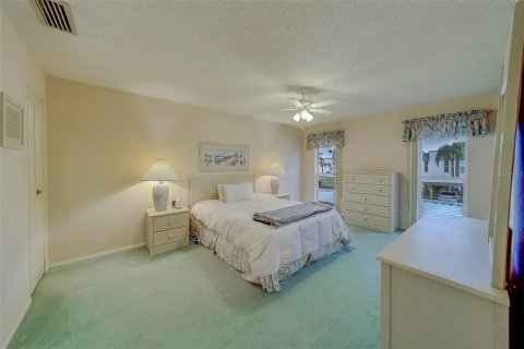 Купить кондоминиум в Семинол, Флорида 5 комнат, 98.01м2, № 1906260 - фото 17