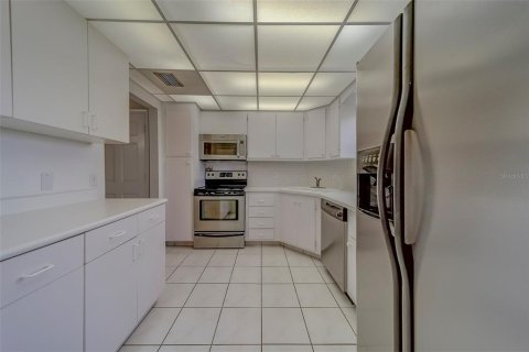 Купить кондоминиум в Семинол, Флорида 5 комнат, 98.01м2, № 1906260 - фото 11