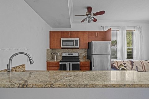 Condominio en venta en Miami Beach, Florida, 1 dormitorio, 53.88 m2 № 1345002 - foto 3