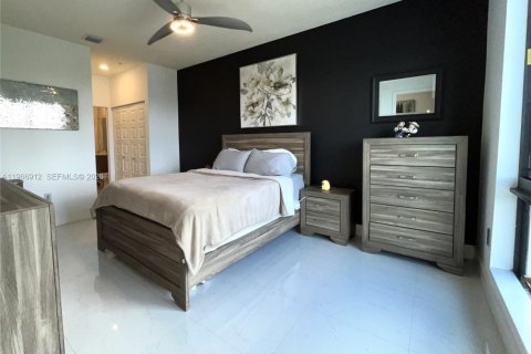 Condominio en venta en Doral, Florida, 2 dormitorios, 104.89 m2 № 2028387 - foto 5