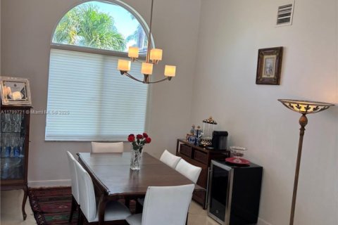 House in Plantation, Florida 4 bedrooms № 1647102 - photo 6